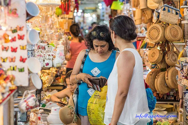 Nguyen Hue Walking Street