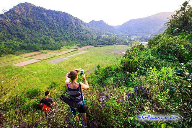 Take trekking trip in Cat Ba Island 