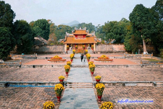 Visit Hue's Pagodas