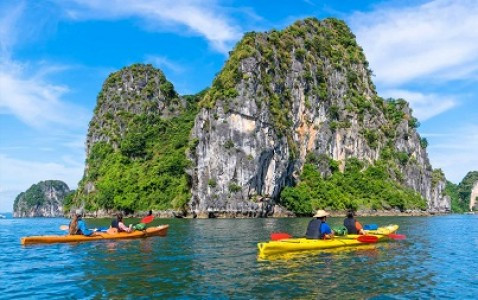 Amazing Hanoi - Halong - Ninh Binh Tour