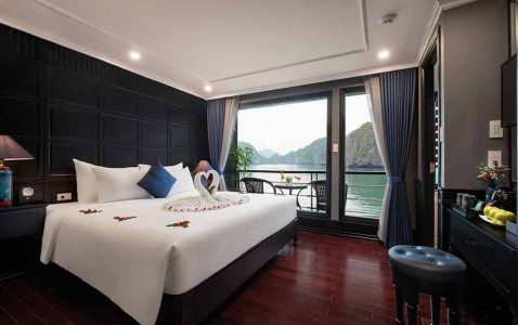 Rosy Halong Cruise