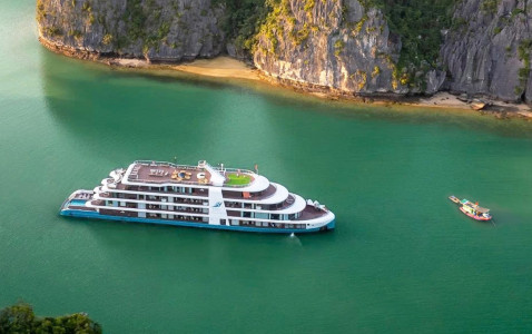 Lyra Grandeur Cruise